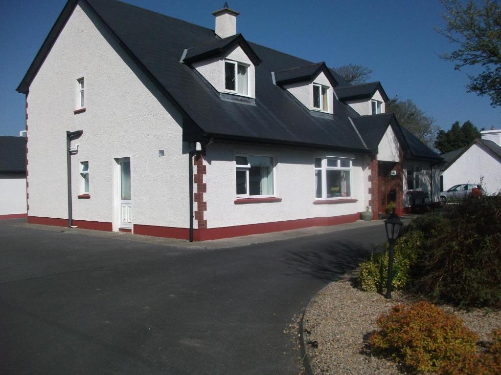 Rocksberry Bed & Breakfast Castlebar Exterior photo